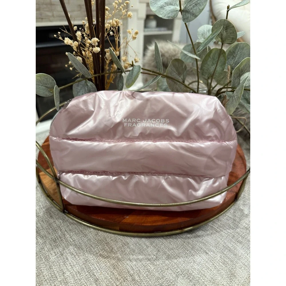 Marc Jacobs Fragrances Pink Puffer Cosmetic Makeup Bag Pouch BNWOT